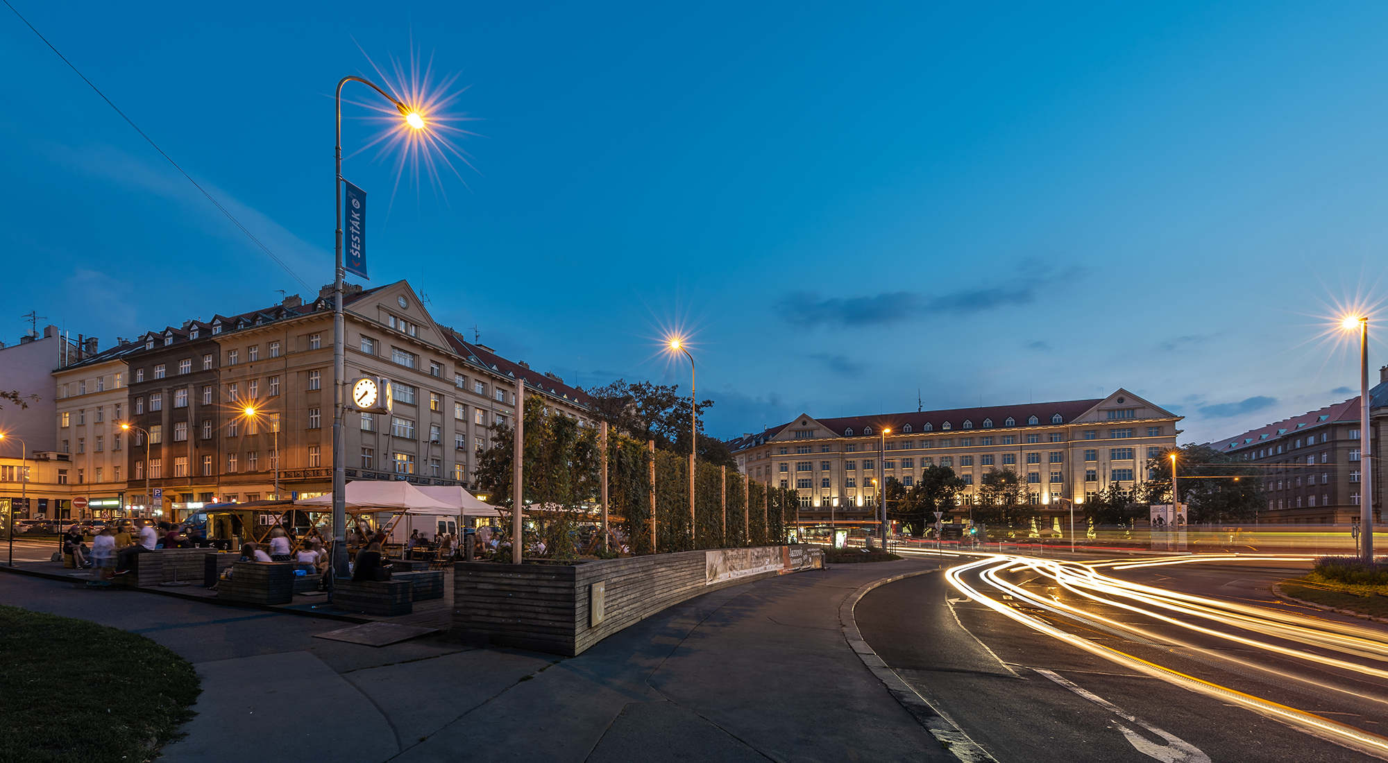 Vítězné square – The centre of Dejvice